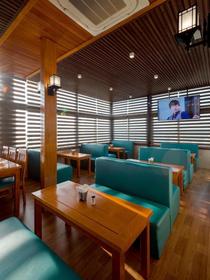 Stellar Hotel Duong Dong  Exteriör bild