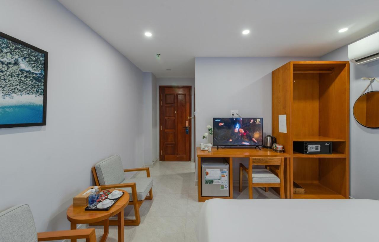 Stellar Hotel Duong Dong  Exteriör bild